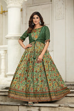 Aafreen Daaman Style Gown