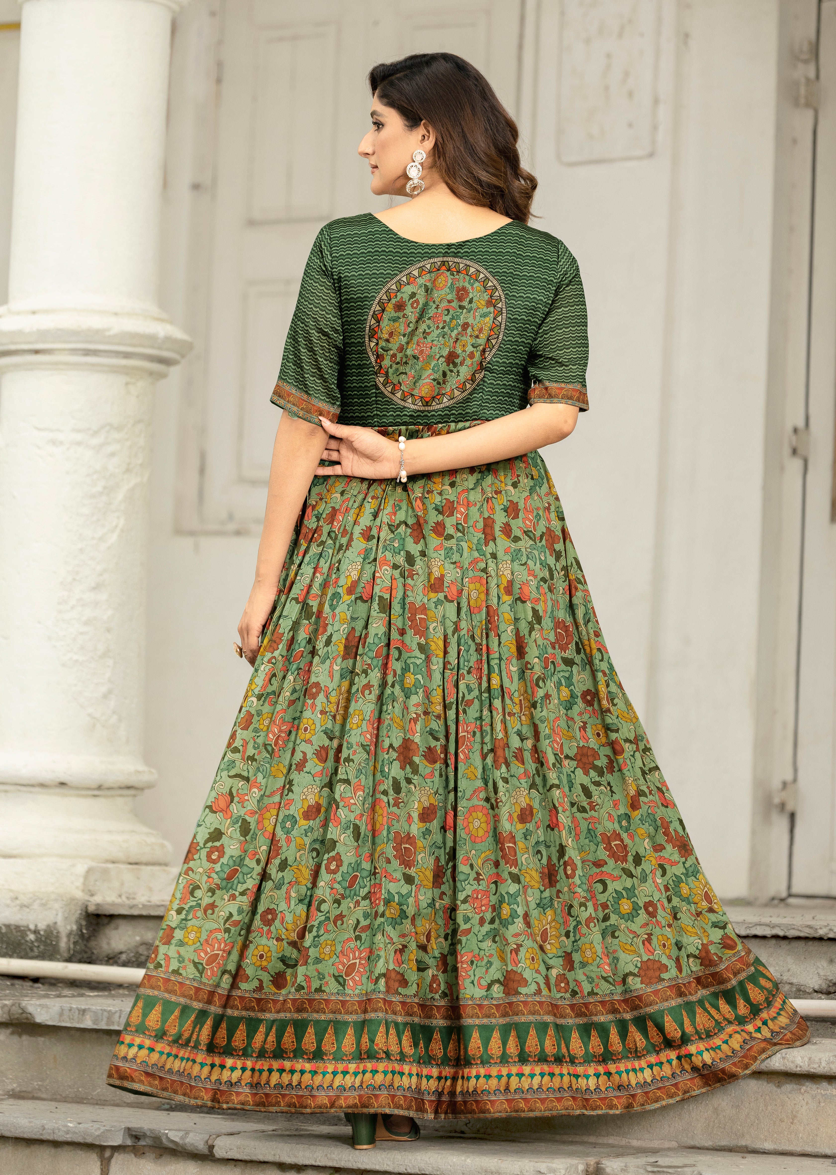 Aafreen Daaman Style Gown