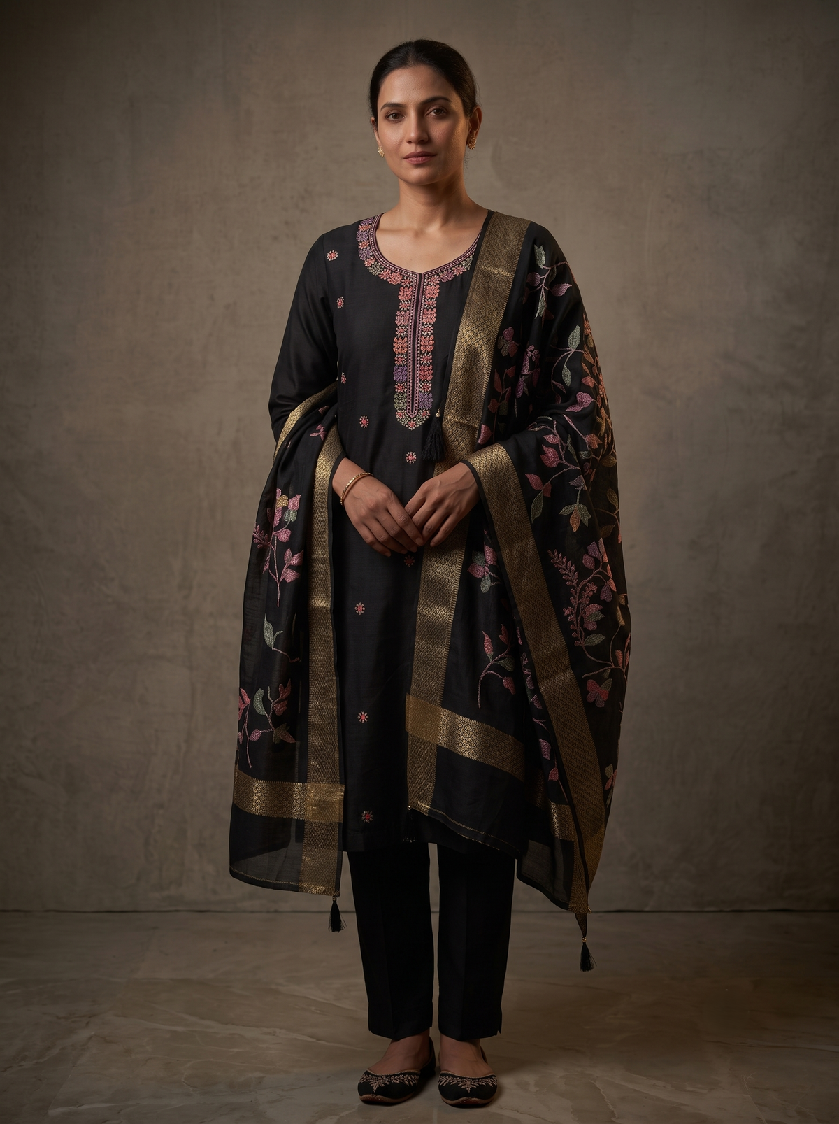 Heritage Roman Unstitched Silk Suit