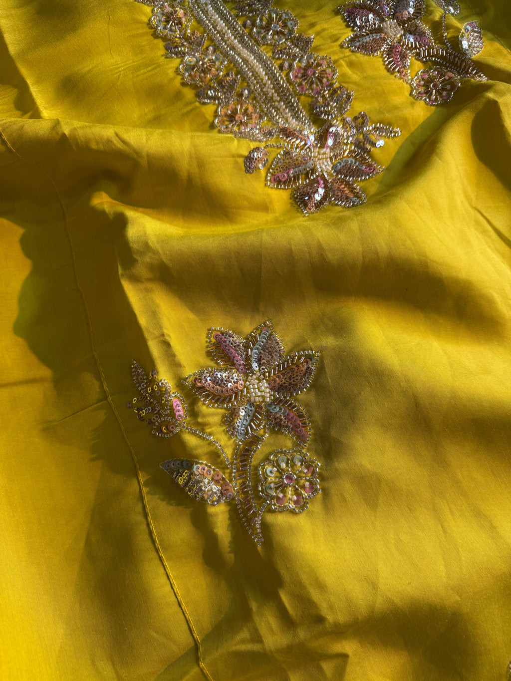 Ruhani Unstitched Suit Set