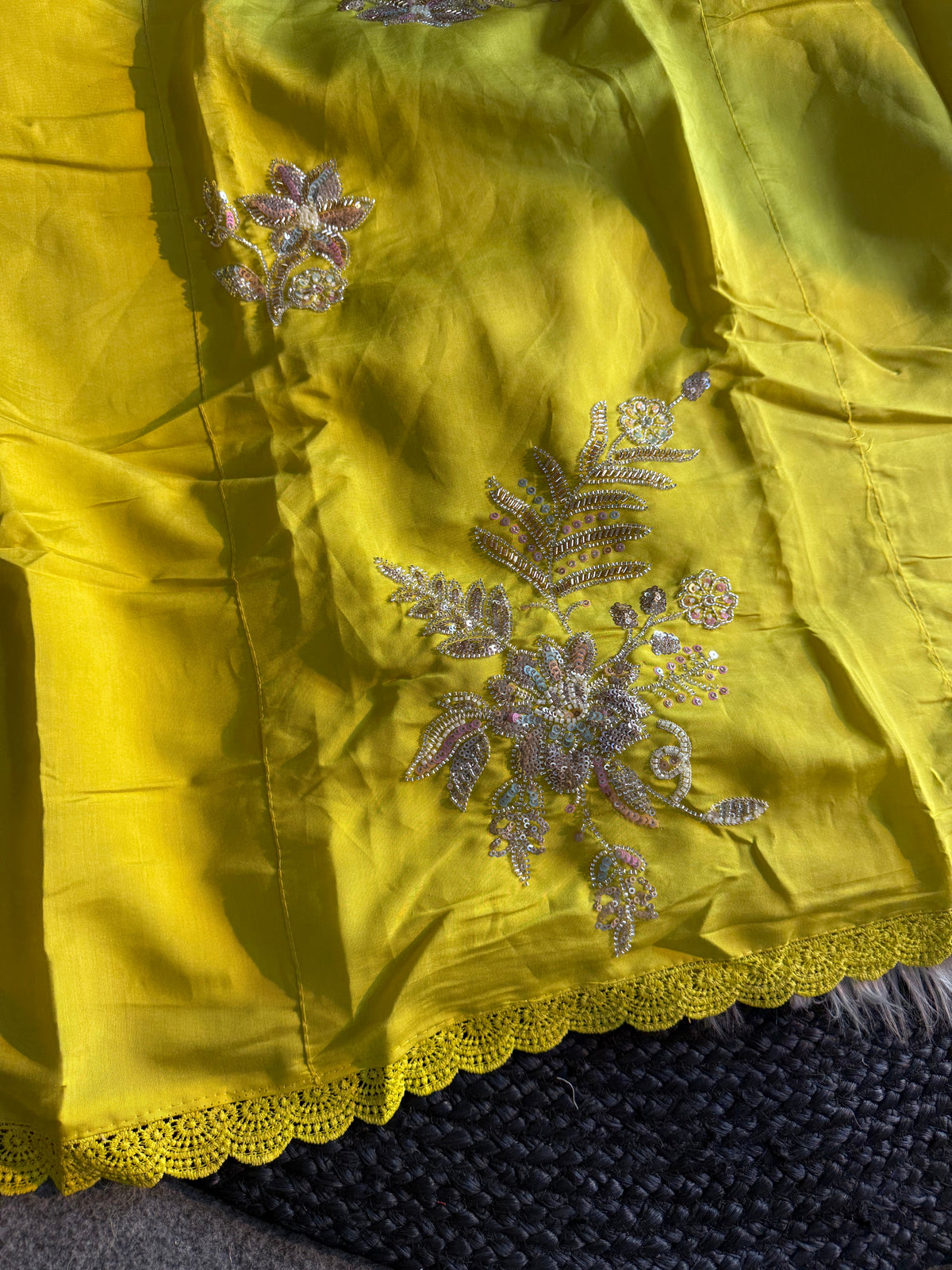 Ruhani Unstitched Suit Set