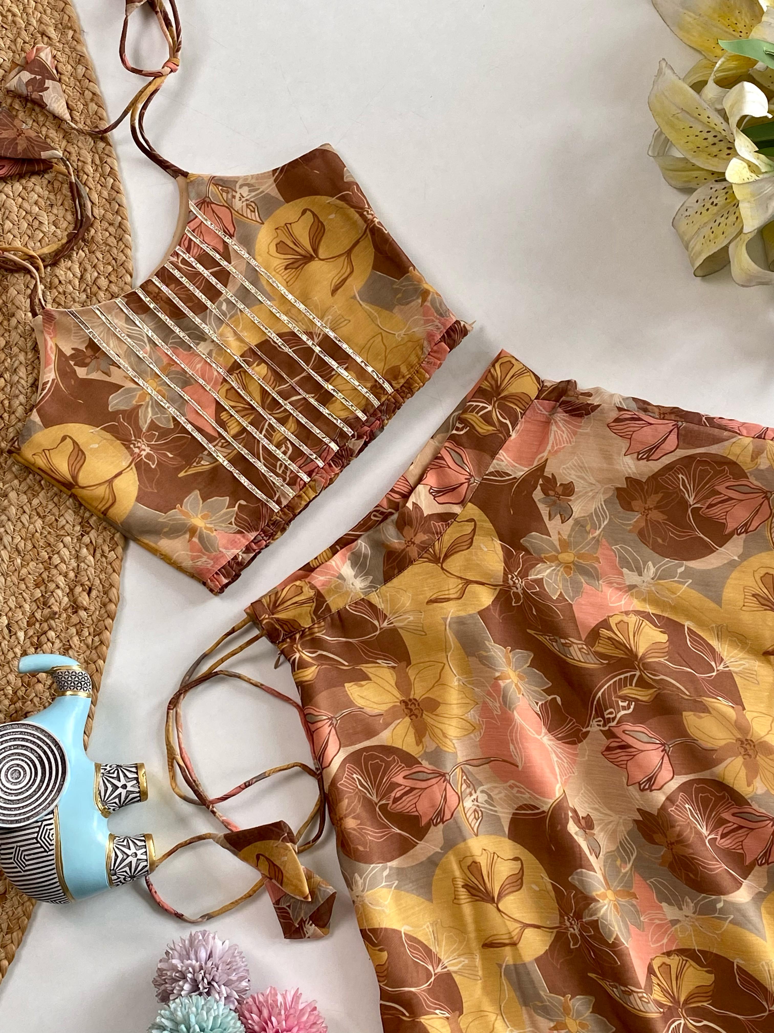 Noor Chanderi Charm Set